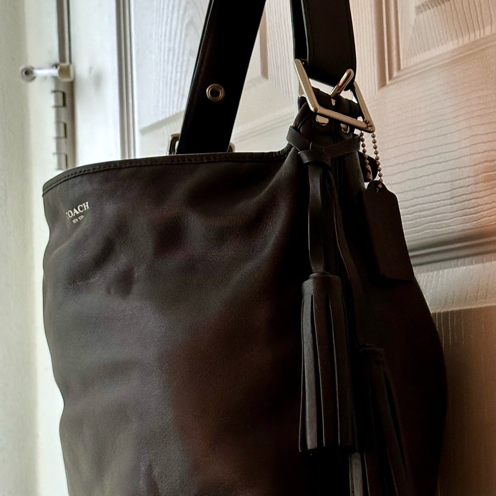 Coach Black Leather Bucket Shoulder Bag w/Tassel - Picture 2 of 7